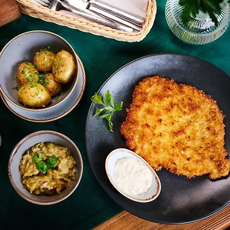 Han/Misafirhane Jozef *