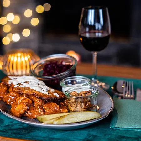 Han/Misafirhane Jozef Witów